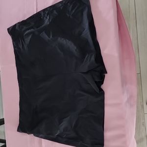 ***Paradise Bay Swim shorts, Size 24 **